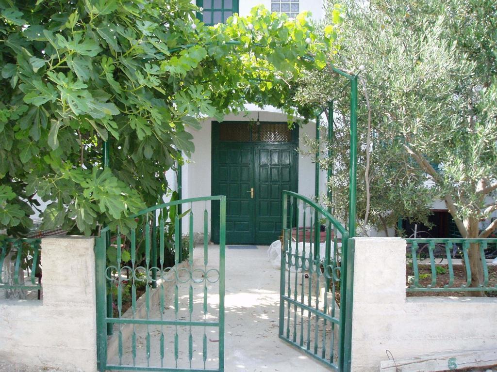 Nada Apartment *